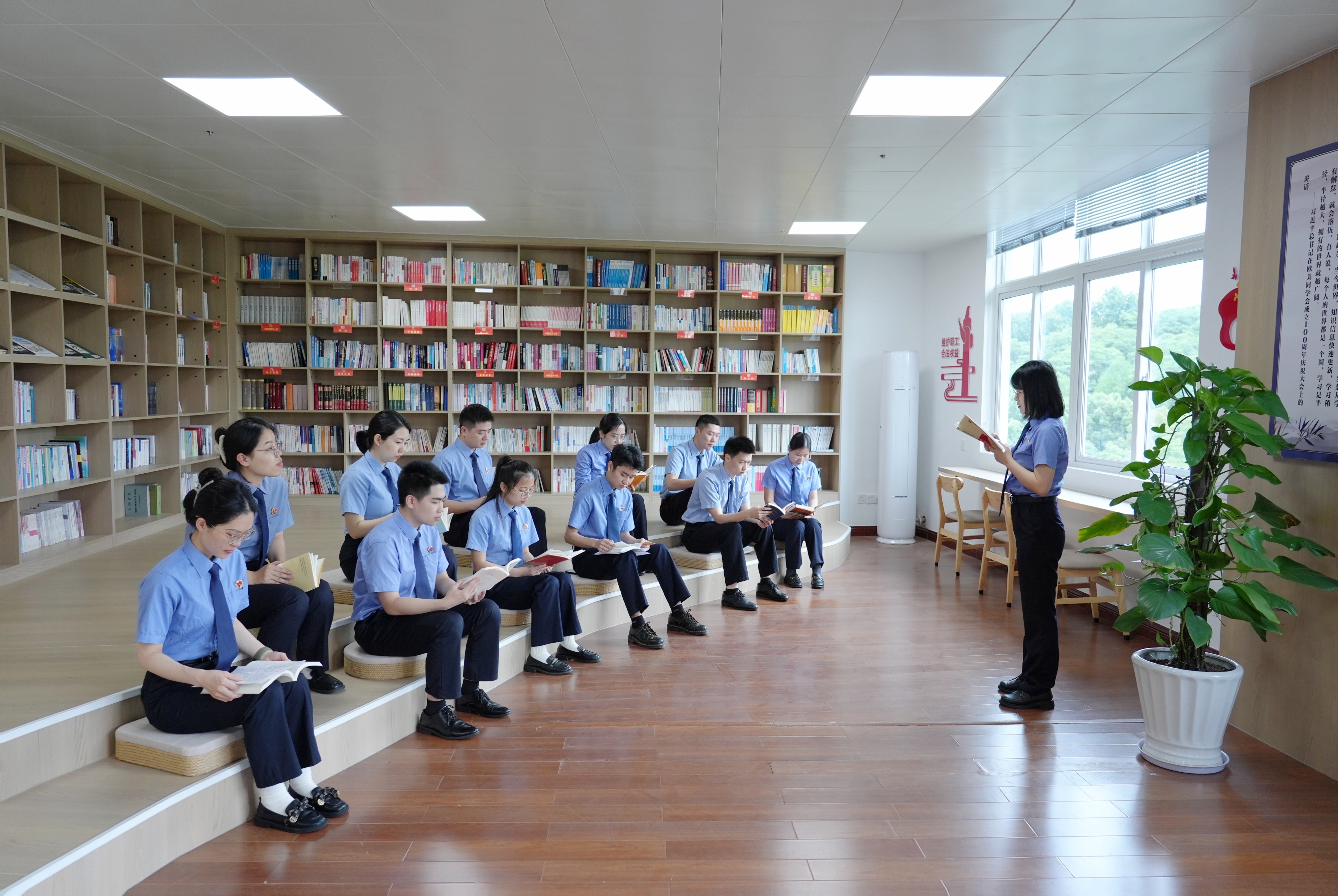 �˼������죬���Ƕ���ʱ����Ѱ����������Ժ�ٰ���������